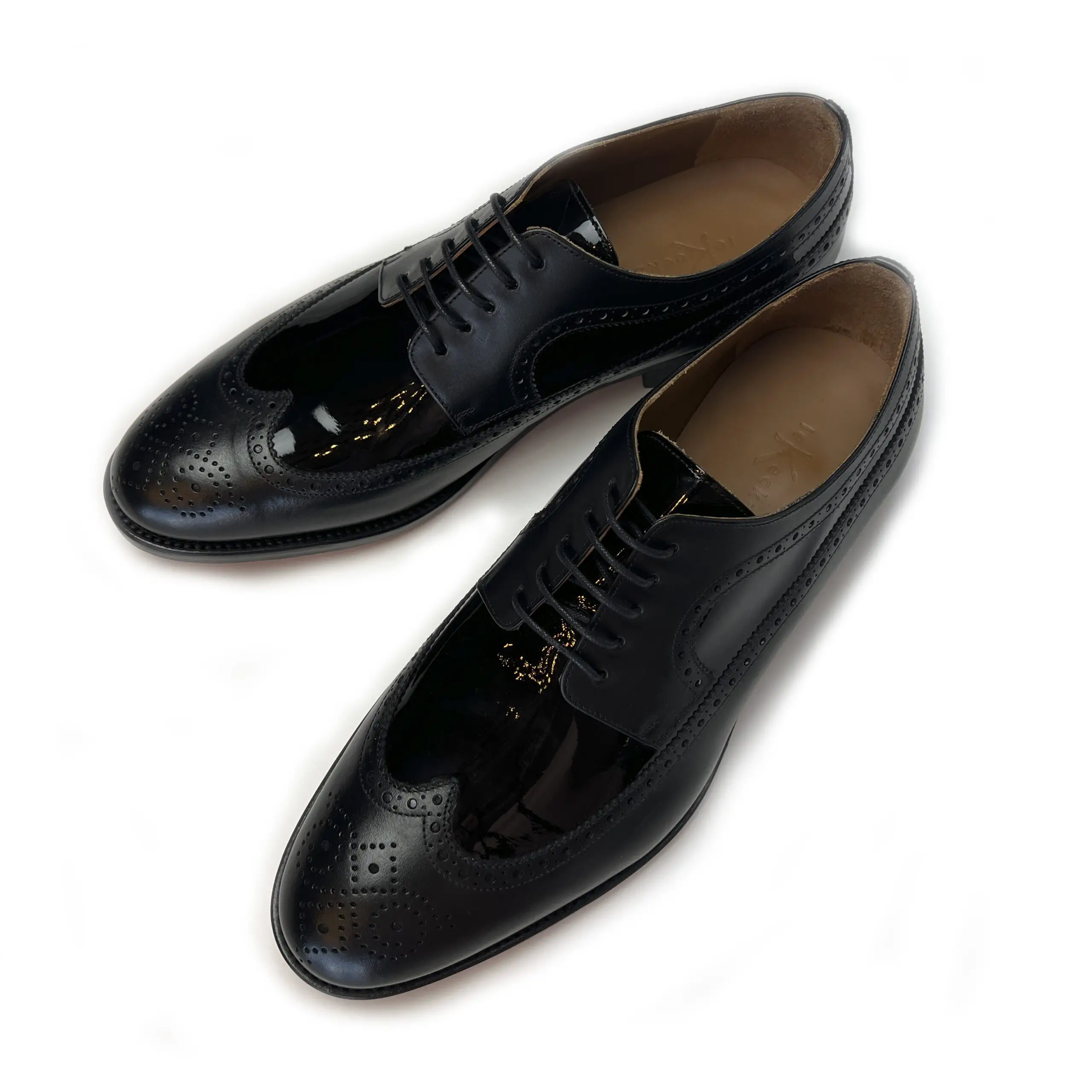 Vyriški juodi išeiginiai batai